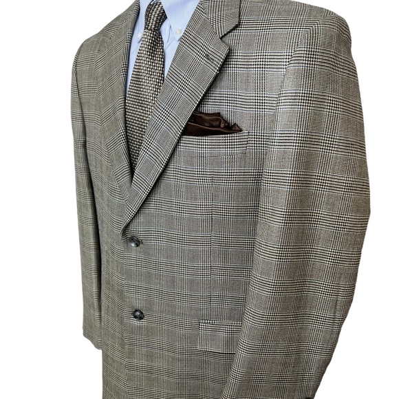 IZOD MENS SPORT BLAZER SIZE 44L, A BLEND OF WOOL AND SILK. VERY POSH BLA… - Picture 2 of 9